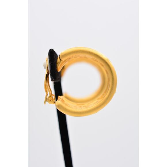 Givenchy Vintage Logo Clip On Earrings Chunky Brushed Gold Signed NOS 1980s Bin7 - Picture 8 of 12